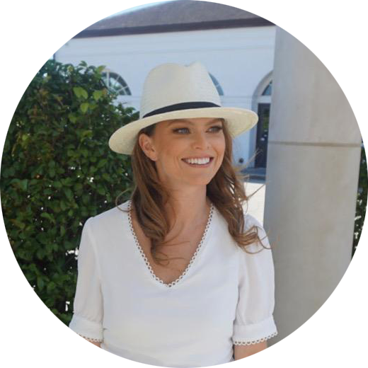 About Modern Mom | Melissa Hale